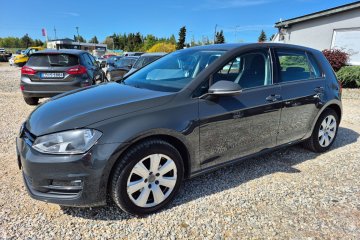 Salon Polska / Klimatyzacja / Czujniki Parkowania / Nawigacja