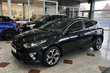 1,4 benzyna Kamera Nawigacja full LED