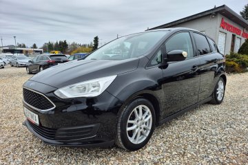 Nawigacja Dotykowa / Pakiet Zimowy / I Właściciel  / Kamera Cofania /